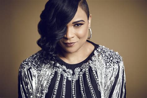 gabrielle ptosis|Real reason singer Gabrielle always covers one eye .
